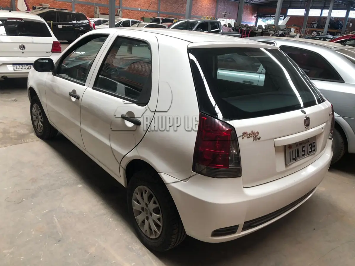 LOTE 006 - Um veículo FIAT/PALIO