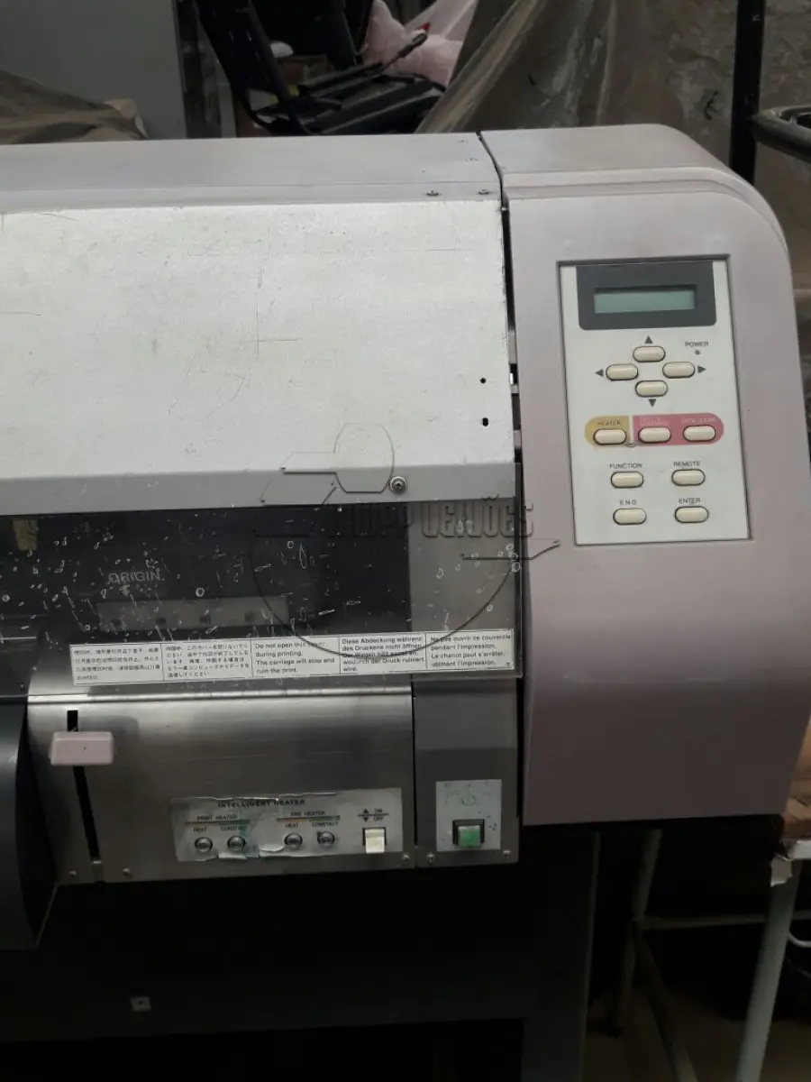 LOTE 013 - Uma máquina de impressão de jato de tinta