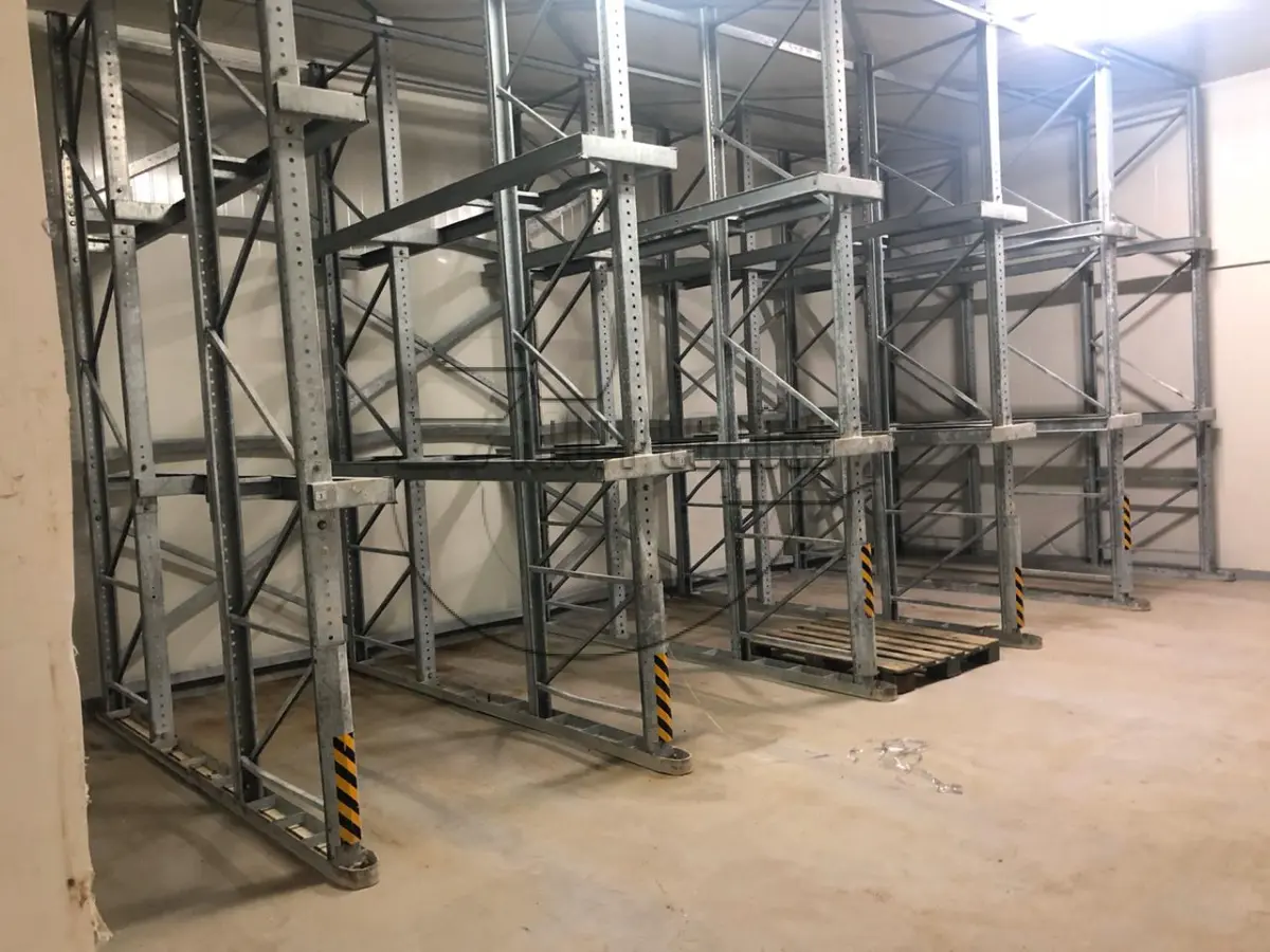 LOTE 001 - Imóvel industrial em Rondinha e diversos bens móveis