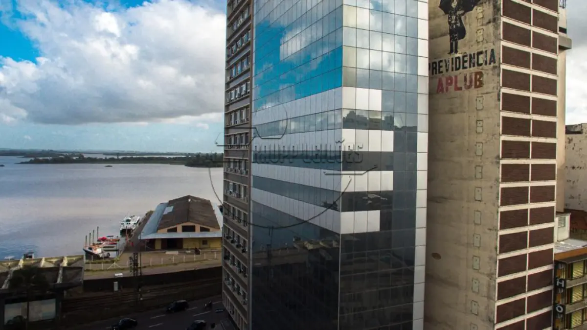 LOTE 001 - Edifício APLUB PAROBÉ – Porto Alegre/RS - composto de 01 loja, 15 conjuntos e diversos bens móveis