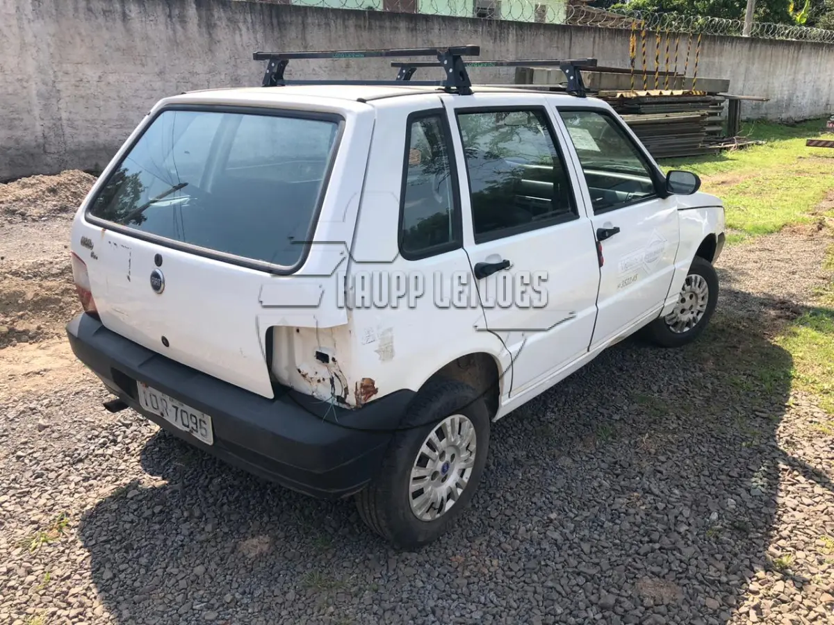 LOTE 008 - Veículo marca Fiat, modelo uno Fire Flex