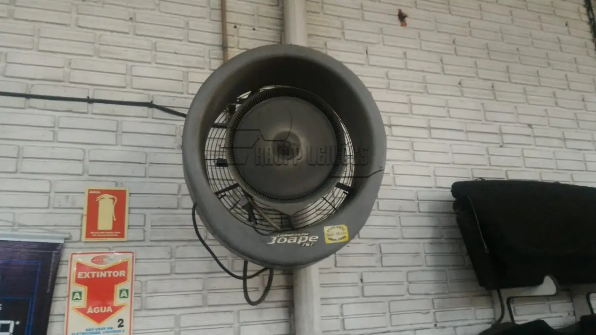 LOTE 006 - Três ventiladores/climatizadores industriais