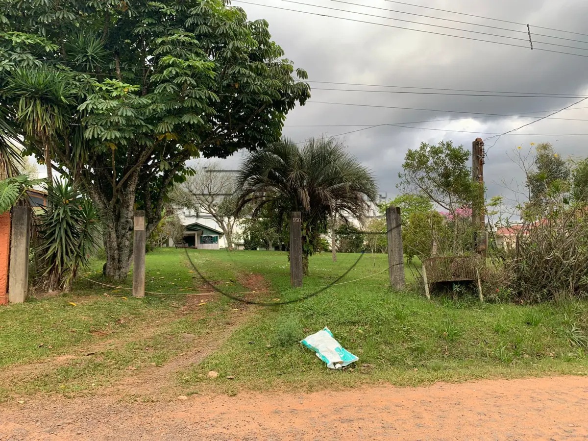 LOTE 001 - Uma casa em Gravataí/RS  - Recanto Corcunda