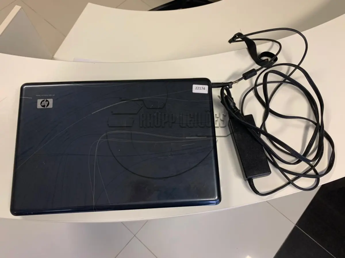 LOTE 006 - Um computador notebook HP