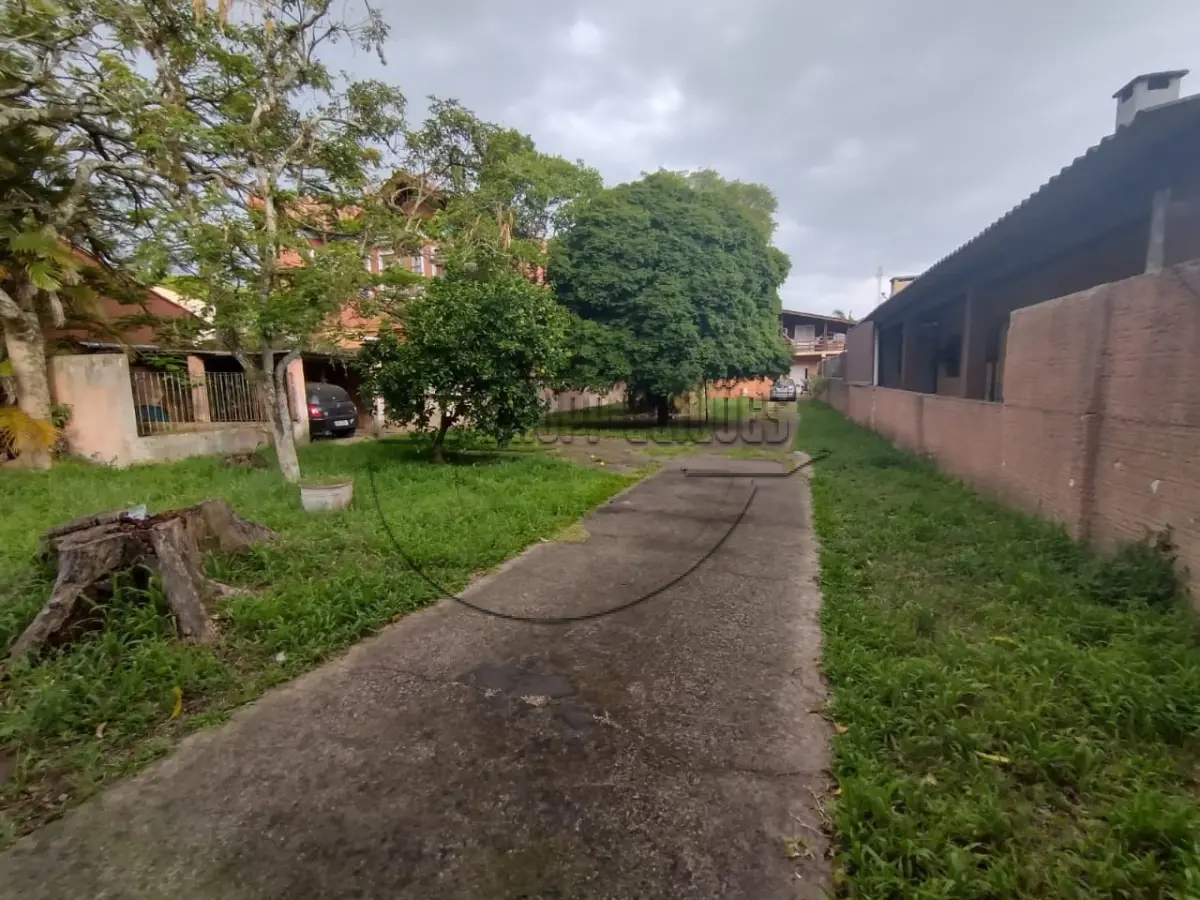 LOTE 001 - Uma casa em Porto Alegre/RS - Bairro Ipanema (02º LEILÃO TRABALHISTA)