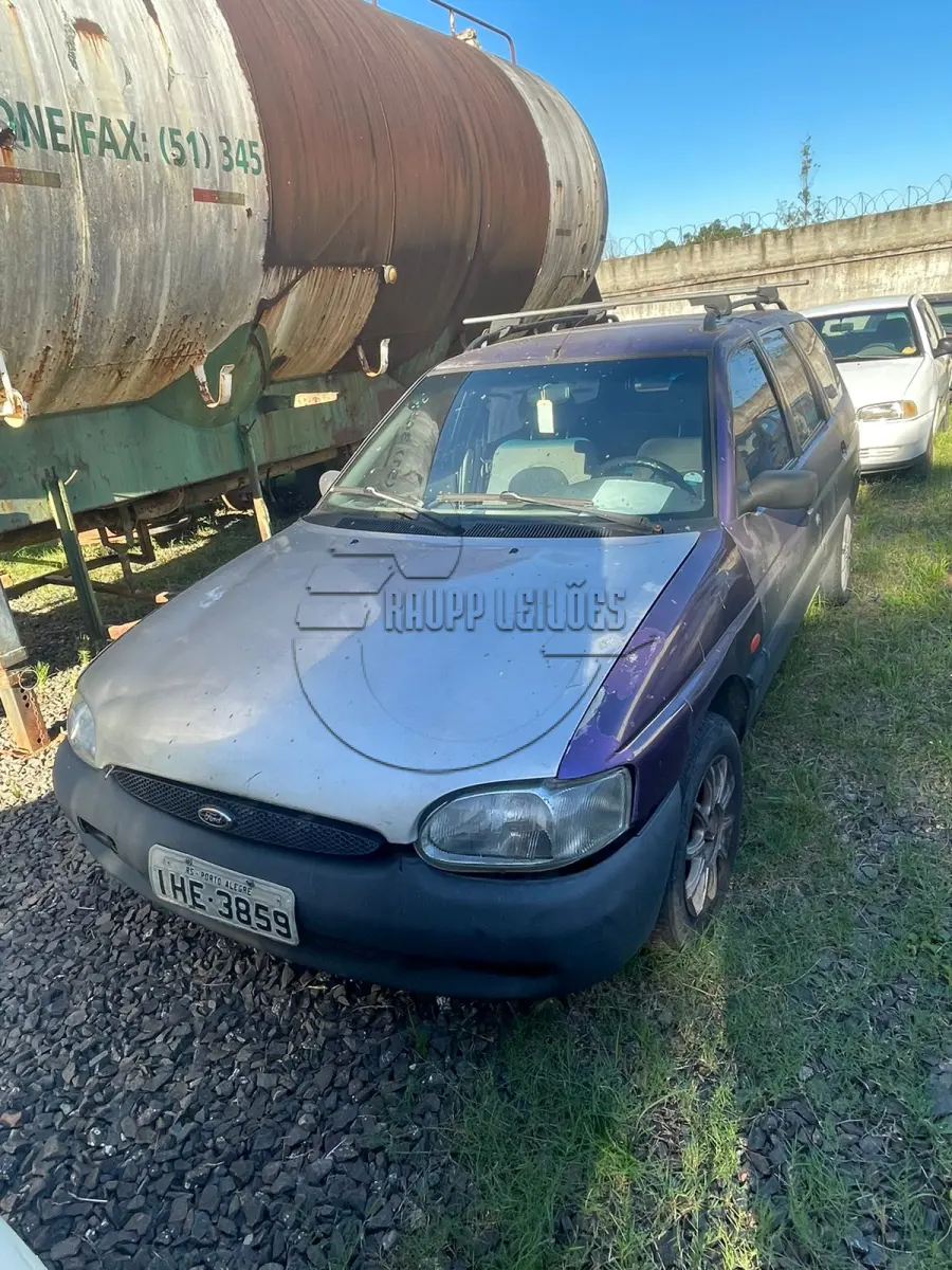 LOTE 009 - 02ª DATA | Um veículo Ford Escort GL 16V F, ano/modelo 1997/1998