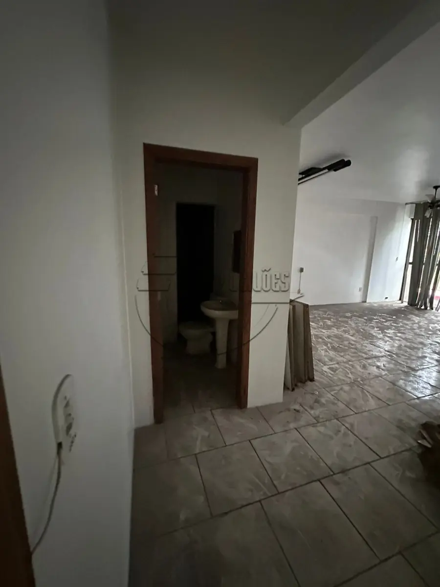 LOTE 021 - (PORTO ALEGRE/RS) Conjunto 205, c/46,70m², do Edifício Bispo Pithan, Avenida Teresópolis, nº 2958