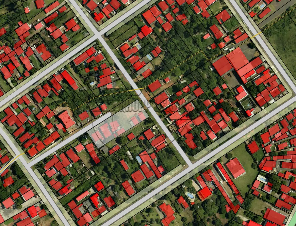 LOTE 006 - (GRAVATAÍ/RS) Um terreno de aprox. 2.320,00m, c/ benfeitorias,  no Bairro Barnabé
