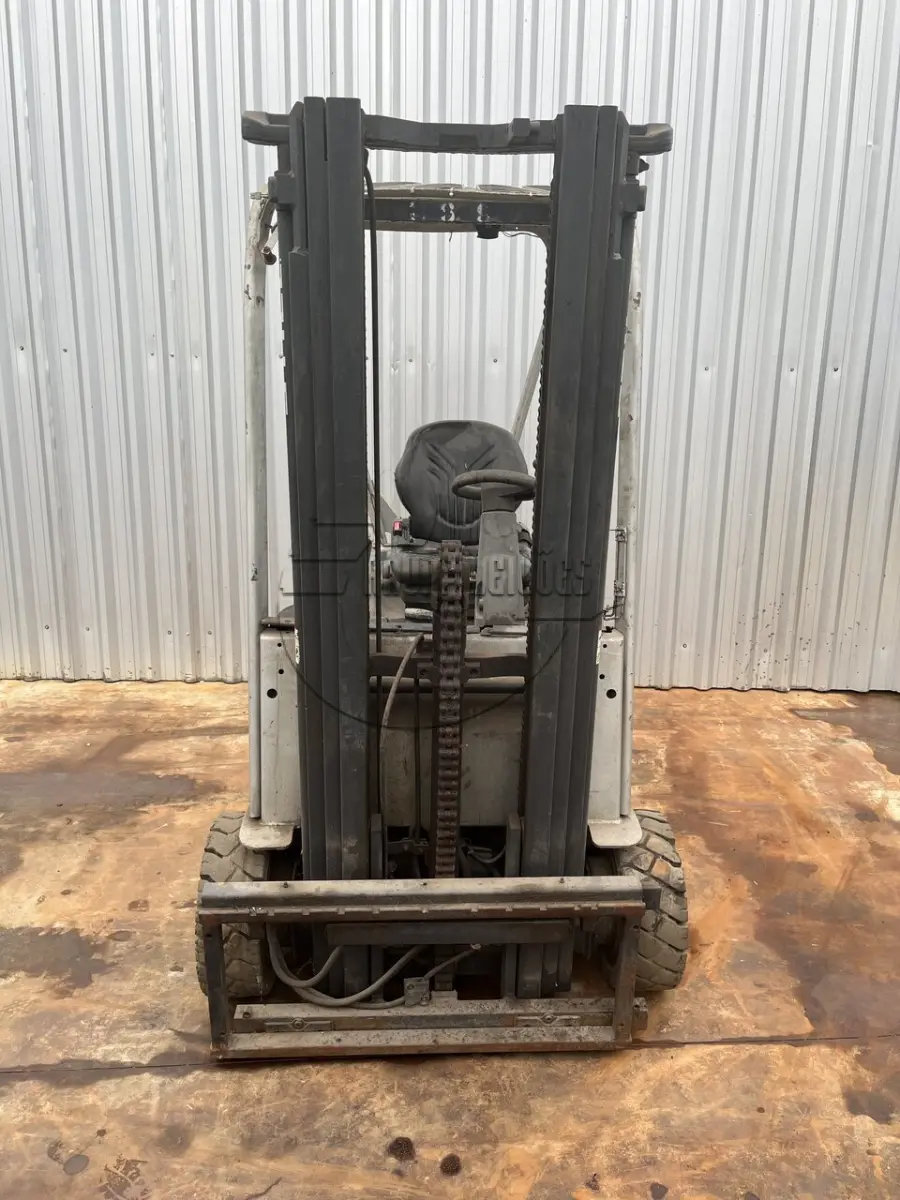 LOTE 003 - Uma empilhadeira elétrica, modelo Rx50-16