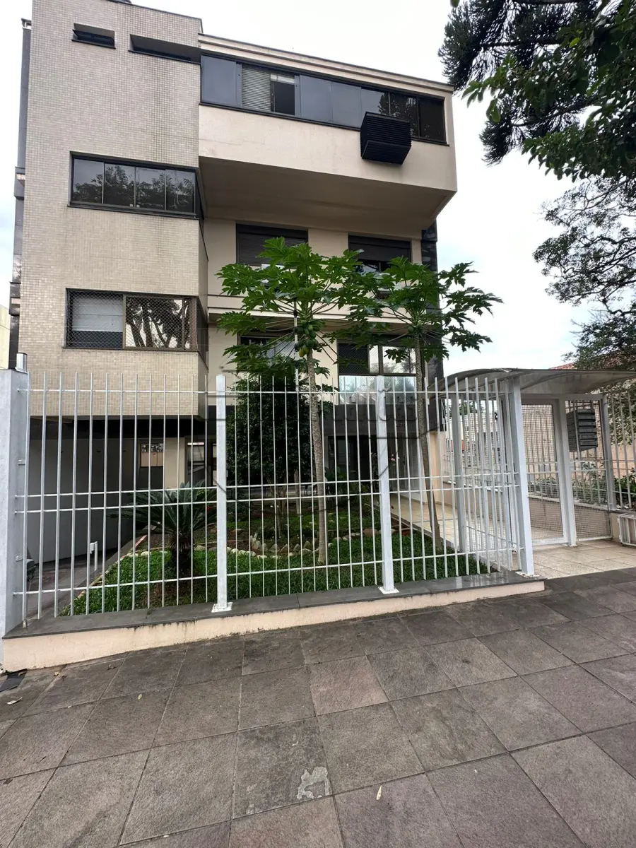 LOTE 005 - (PORTO ALEGRE) O box nº 01, c/ depósito, do Edifício Diane - Bairro Higienópolis
