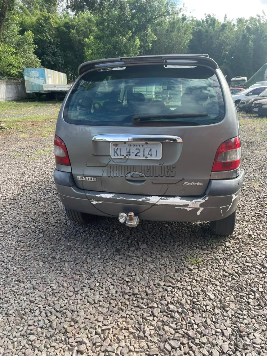LOTE 013 - 02ª DATA | Um veículo Renault/Scenic EXP 1616V, ano/modelo 2004