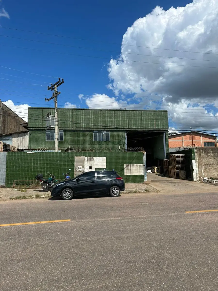LOTE 001 - 02ª DATA | (CANOAS/RS) Um galpão industrial de 611.96m², no Bairro Niterói
