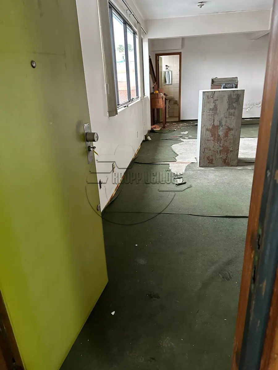LOTE 026 - (PORTO ALEGRE/RS) Conjunto 407, c/49,61m², do Edifício Bispo Pithan, Avenida Teresópolis, nº 2958