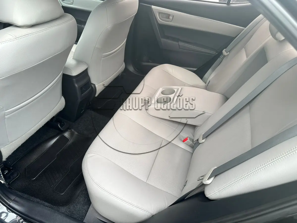 LOTE 021 - Um veículo Toyota/Corolla GLI18 CVT, ano/modelo 2016/2017, placa IXM 0789