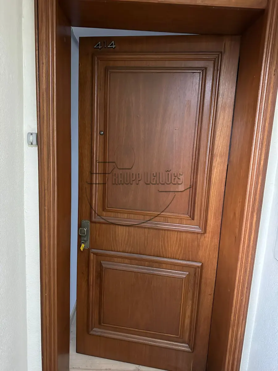 LOTE 011 - (PORTO ALEGRE/RS) Sala 414, c/58,77m² + Box 75 do Ed. Royal Center, na Rua Dom Pedro II