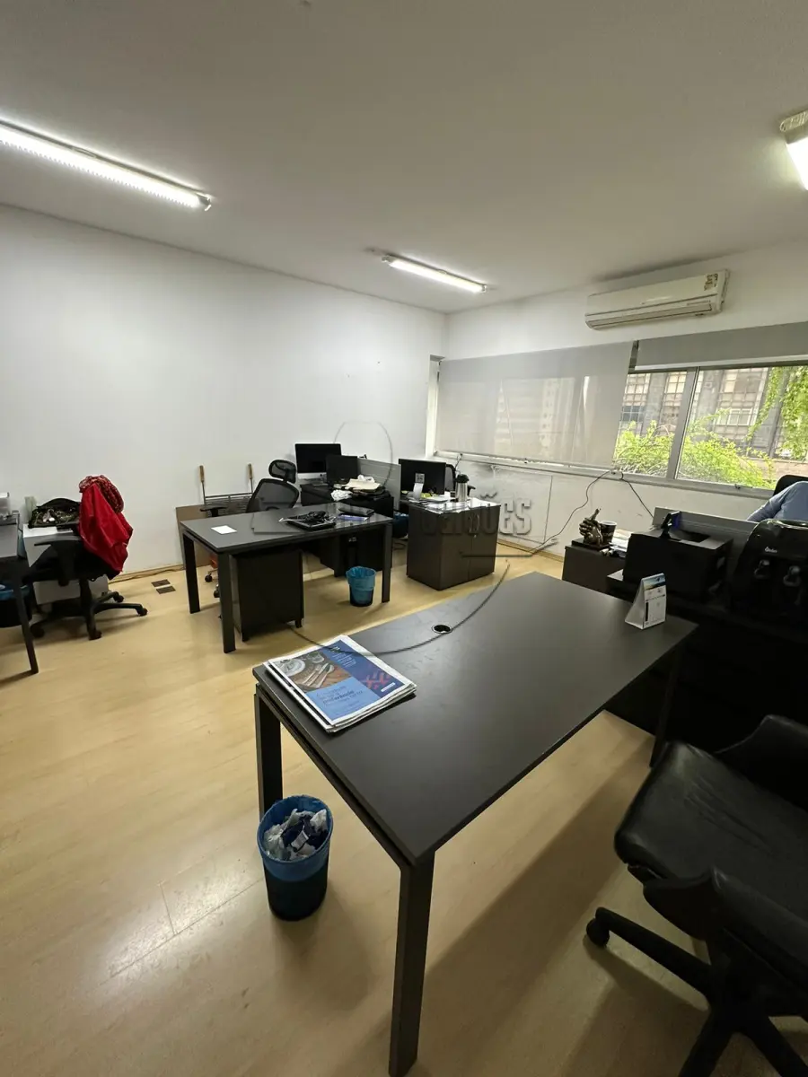 LOTE 007 - (PORTO ALEGRE/RS) Sala 410, c/38,06m² + Box 76 do Ed. Royal Center, na Rua Dom Pedro II