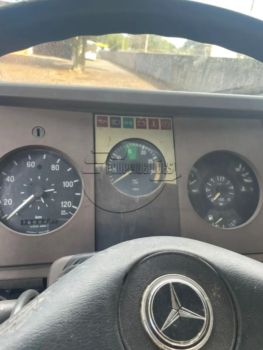 LOTE 007 - 02ª DATA | Um caminhão Mercedes Benz/L 1618, ano/modelo 1992/1992