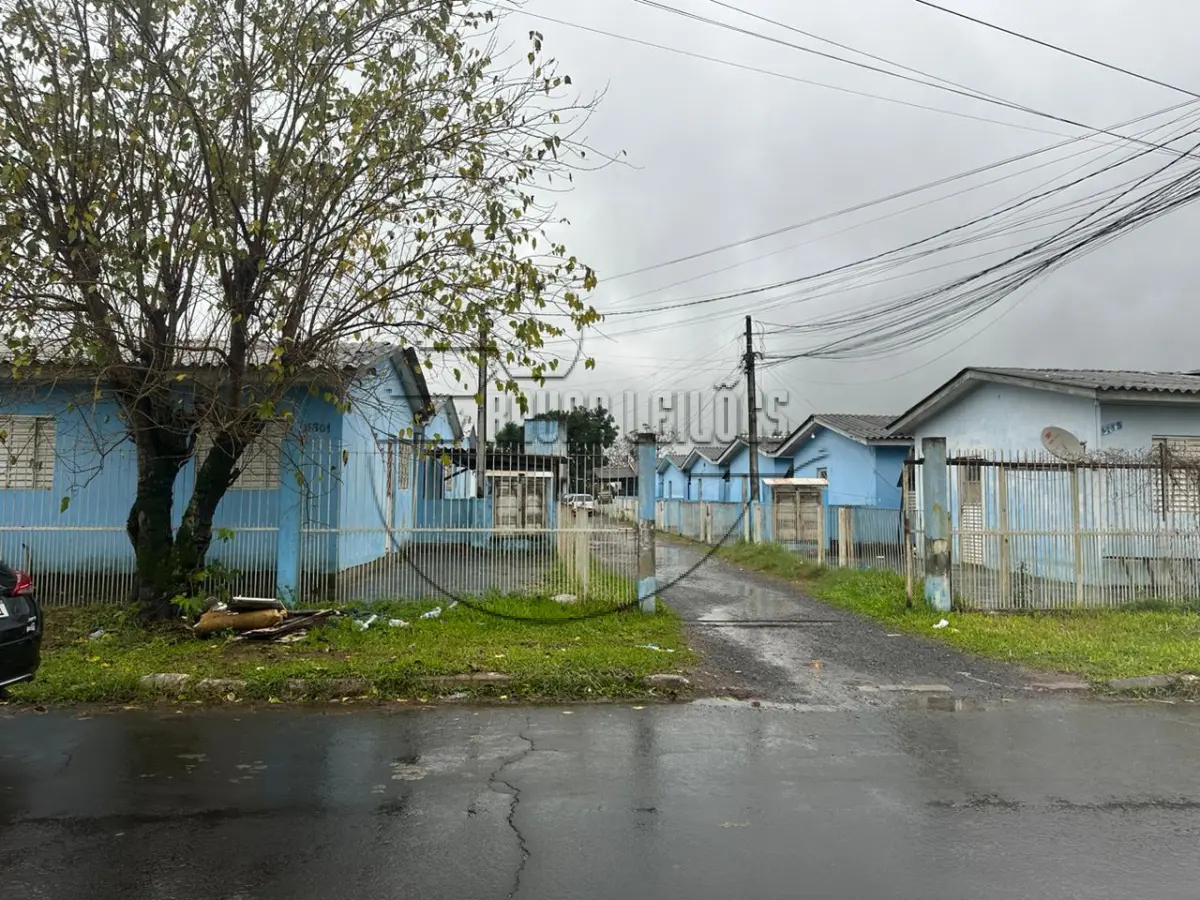 LOTE 001 - 02ª DATA | (CANOAS/RS) Um terreno de 1.500,00m², c/ 16 casas de alvenaria, no Bairro Olaria