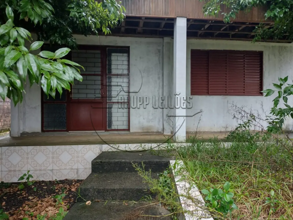 LOTE 001 - 02ª DATA | (GRAVATAÍ/RS) 02 terrenos contíguos c/ 960,00m², possuindo benfeitorias não averbadas, no Bairro Neópolis