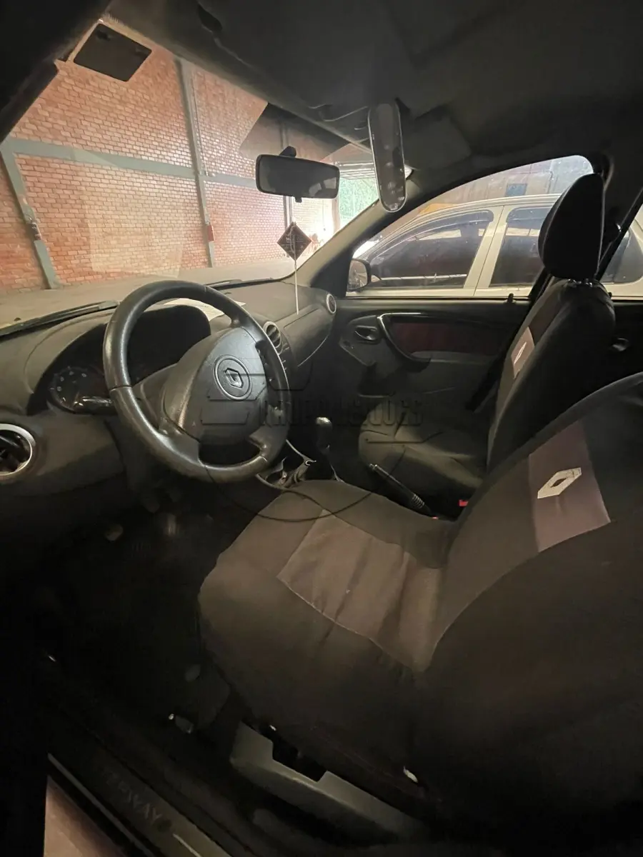 LOTE 023 - Um veículo RENAULT/SANDERO STW 16HP, ano/modelo 2013/2014