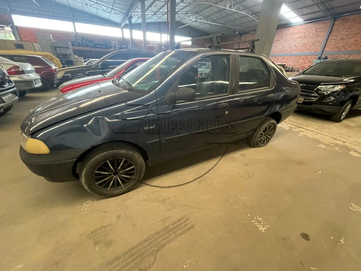 LOTE 024 - Um veículo marca/modelo IMP/FIAT SIENA 6 MARCHAS, ano/modelo 1998/1999