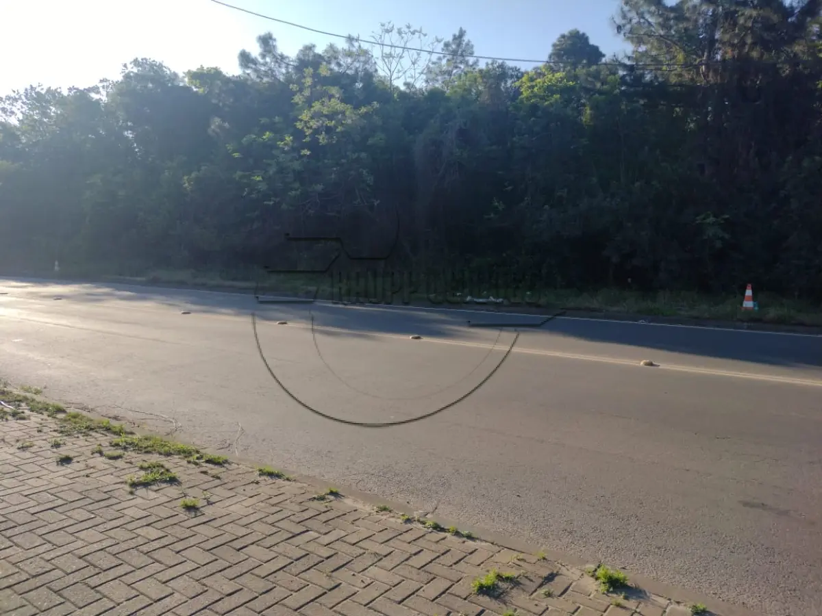 LOTE 007 - 02ª DATA | MATRÍCULA N° 24.727:  Um terreno urbano, com 4.101,96 m² e sem benfeitorias, em Cachoeirinha/RS - Loteamento industrial Cruzeiro