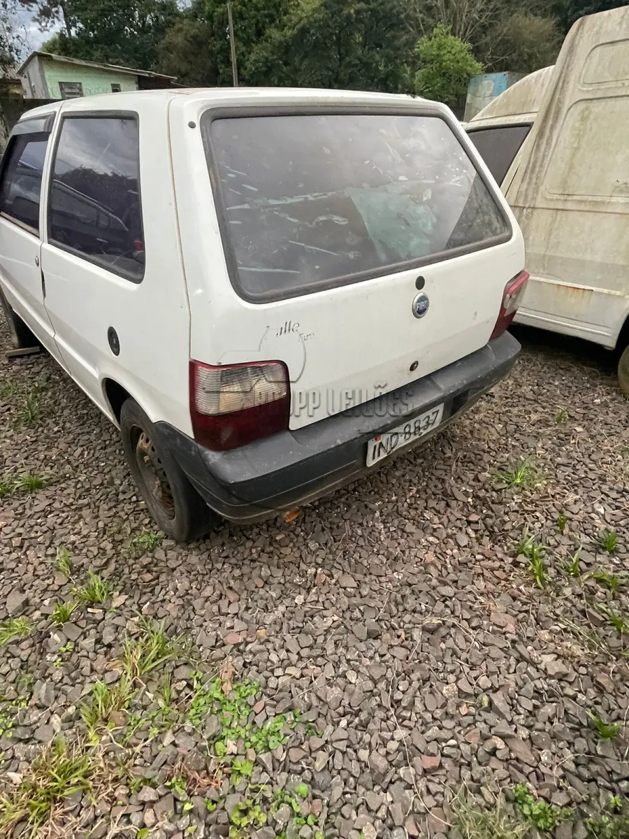 LOTE 015 - 02ª DATA | Um automóvel FIAT UNO MILLE FIRE FLEX, ano 2006/2006