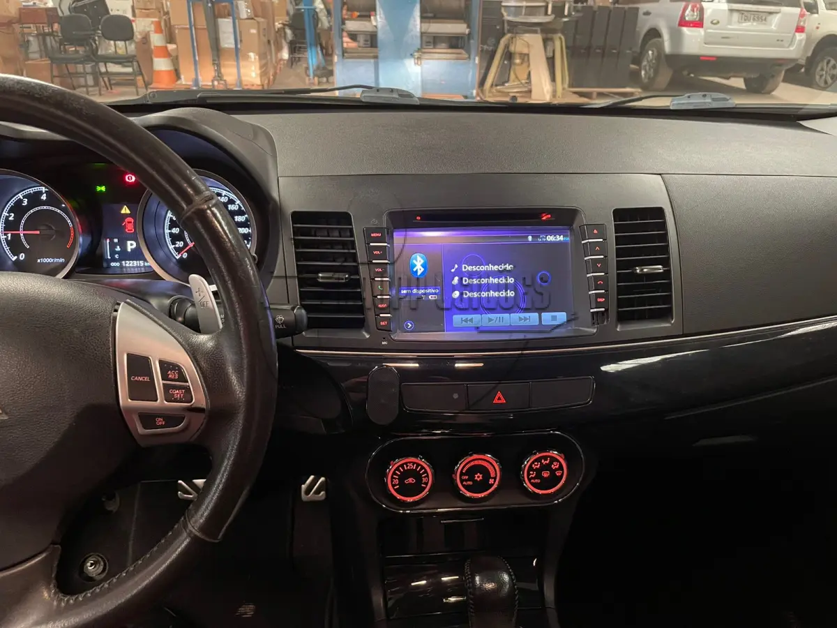 LOTE 022 - Um veículo I/MMC LANCER 2.0, ano/modelo 2013/2013