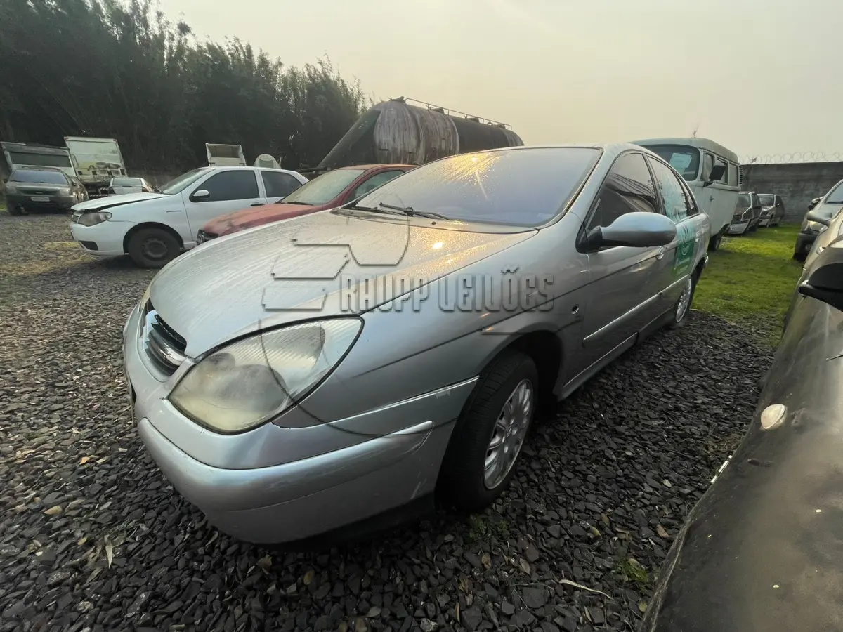 LOTE 011 - 02ª DATA | Um veículo I/Citroen C5 EXCL 20, ano/modelo 2002/2002
