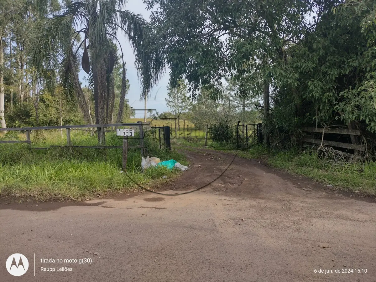 LOTE 001 - 02ª DATA | (GLORINHA/RS) Um terreno c/ a área de 246.896,00m², dentro de um todo maior c/ 493.794,00m², situado no distrito de Glorinha.