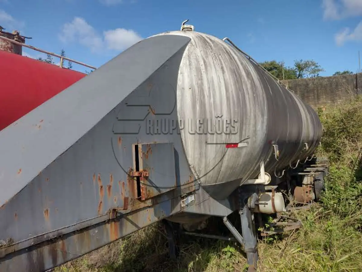 LOTE 050