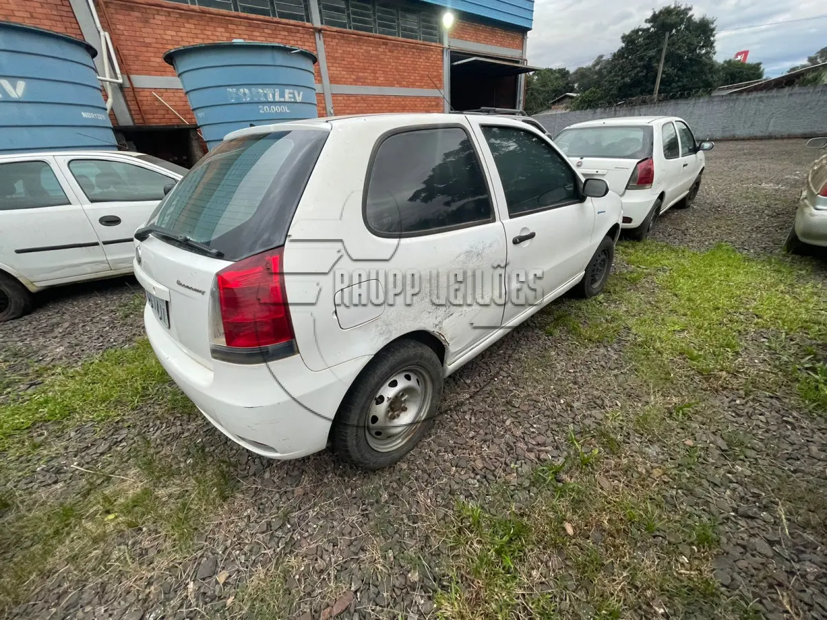 LOTE 011 - 02ª DATA | Um automóvel FIAT PALIO FIRE ECONOMY, ano 2009/2010