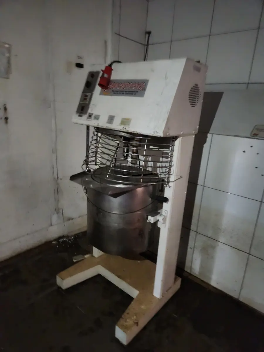 LOTE 003 - 02ª DATA | Diversos maquinários do setor de massas