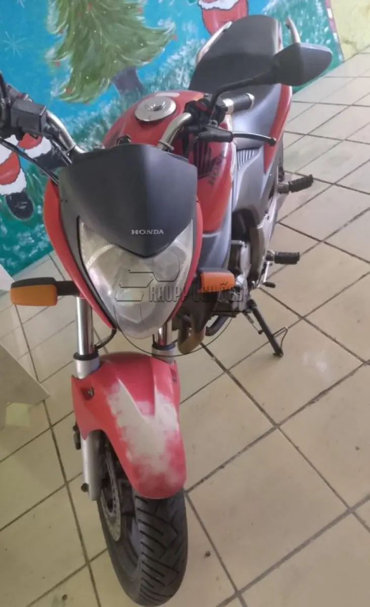 LOTE 015 - Motocicleta HONDA/CB 300R, ano/modelo 2010/2010