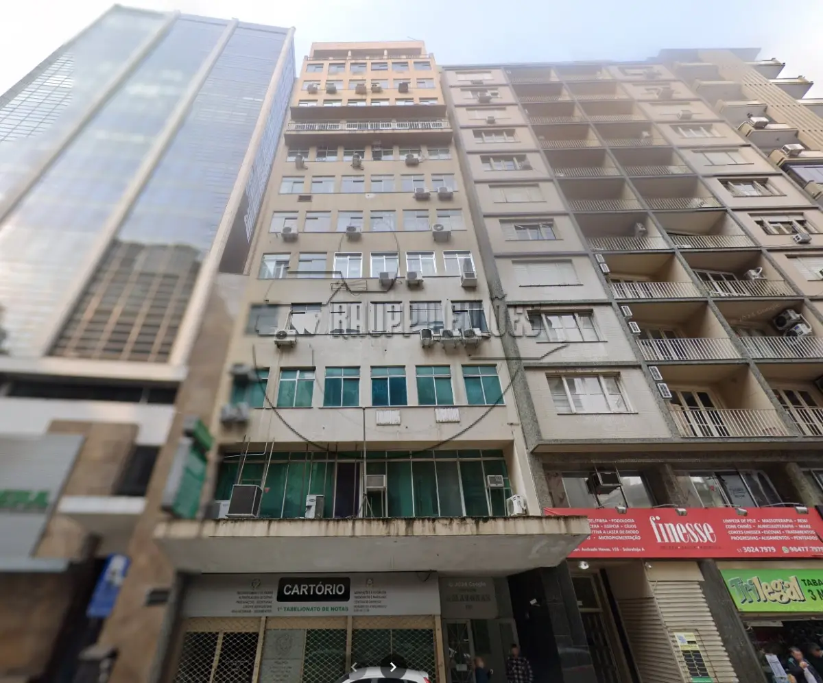 LOTE 001 - 02ª DATA | (PORTO ALEGRE/RS) O conjunto nº 52 do Edifício Amazonas, c/ 32,70m², Bairro Centro Histórico