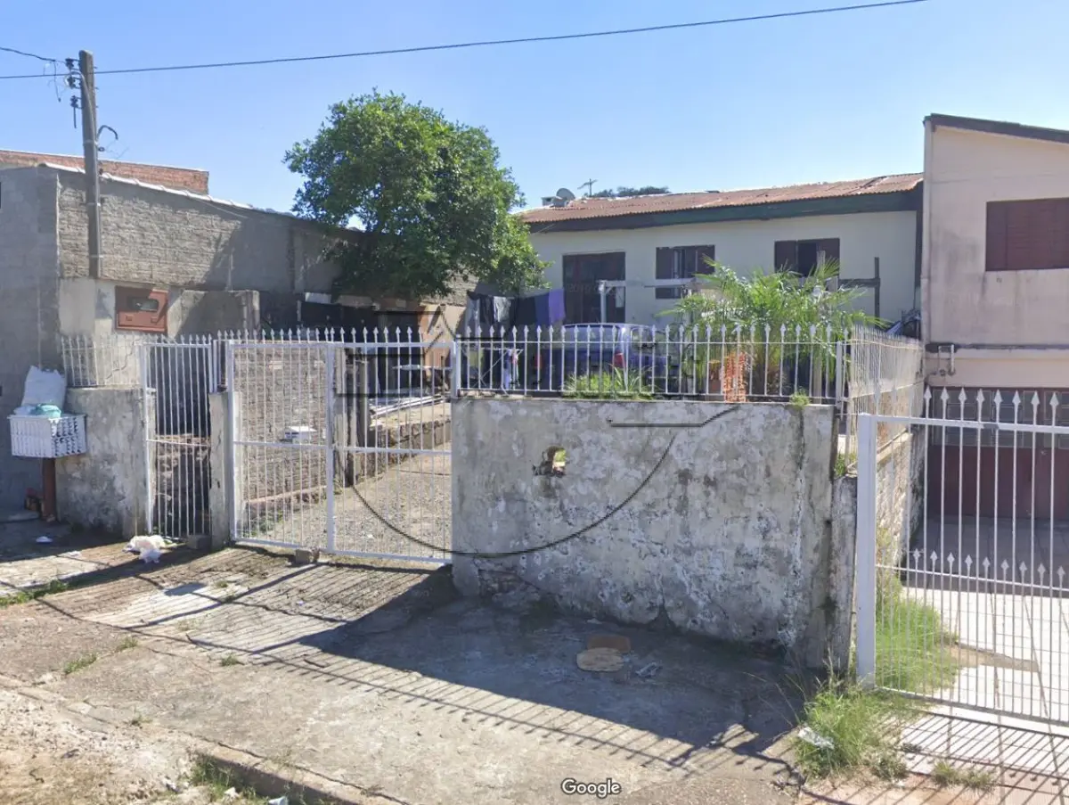 LOTE 007 - (ALVORADA/RS) Uma casa sobre um terreno de 200,00m², no Bairro Bela Vista
