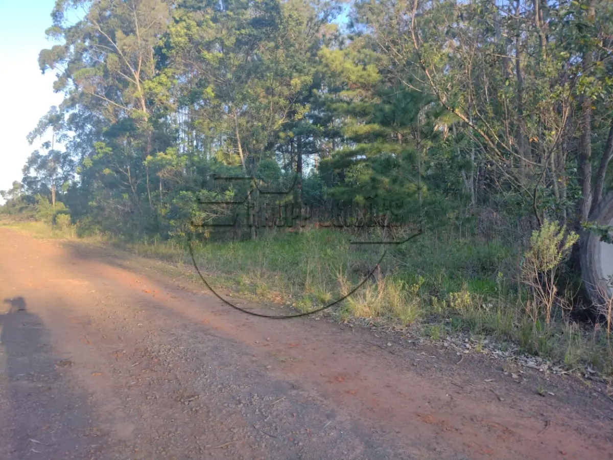 LOTE 016 - 02ª DATA | MATRÍCULA N° 49.032: Um terreno urbano, com 1.514,63m² e sem benfeitorias, em Cachoeirinha/RS - Loteamento industrial Cruzeiro