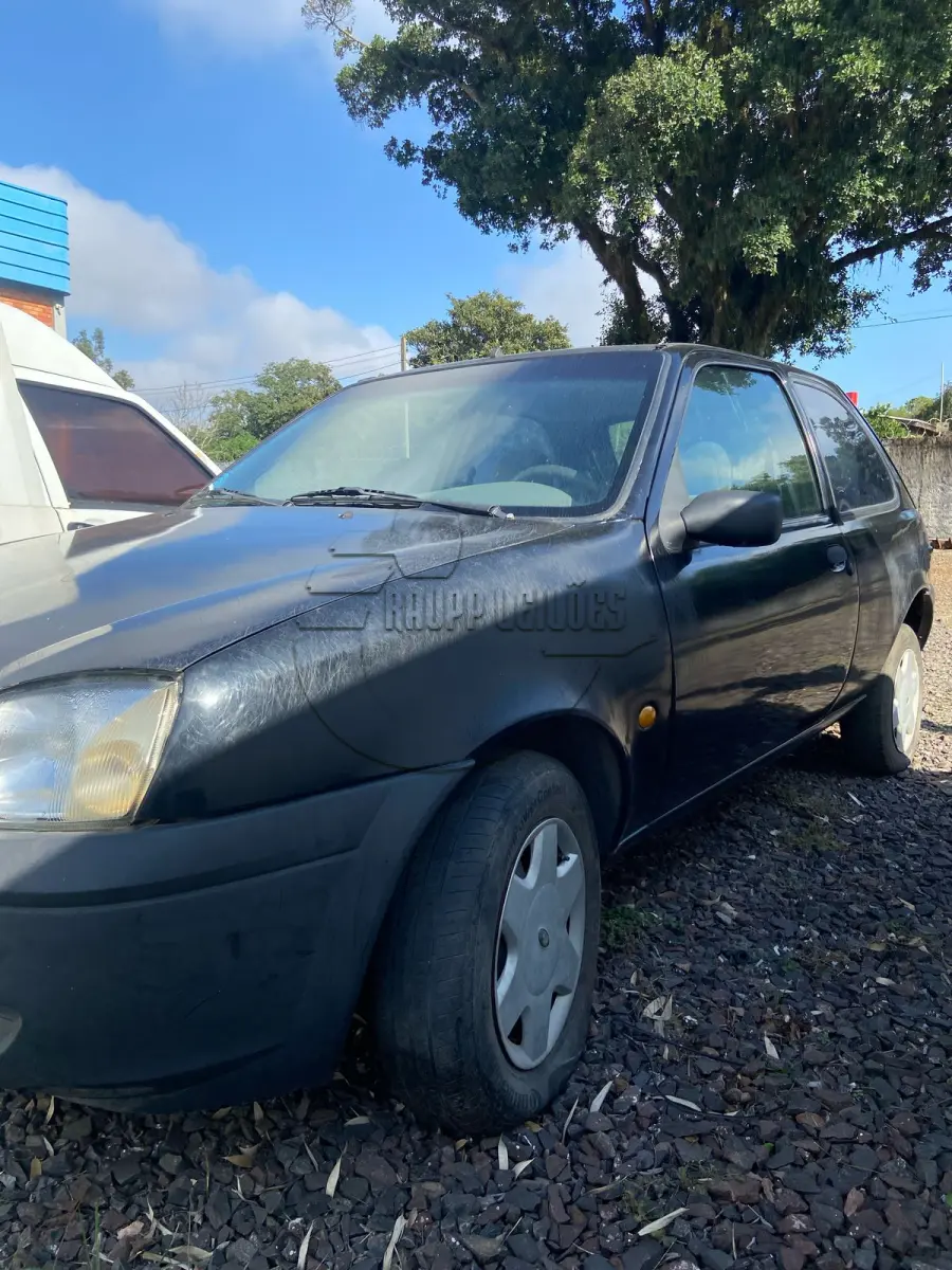 LOTE 013 - 02ª DATA | Um veículo Fiesta Street, ano/modelo 2002