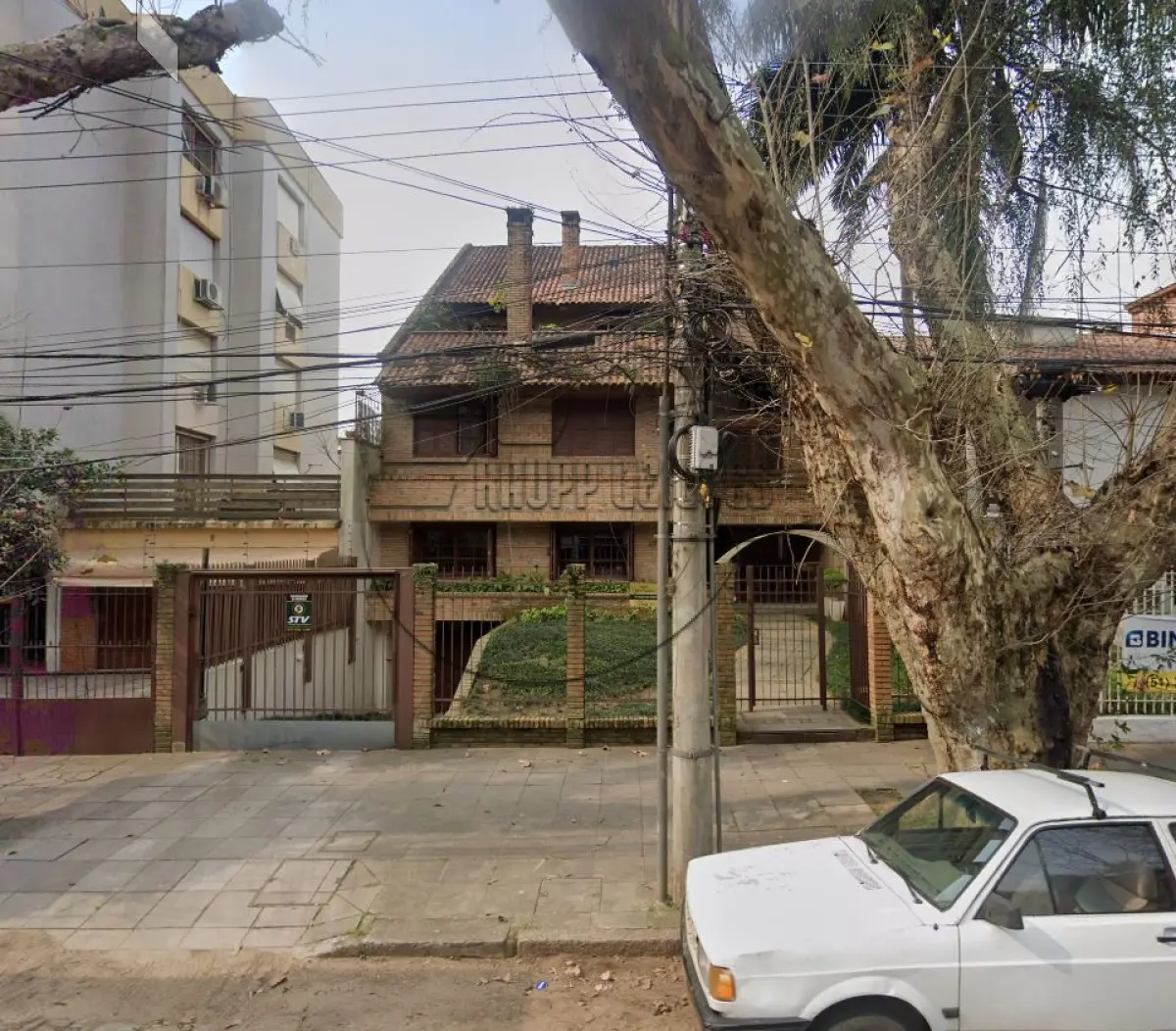 LOTE 010