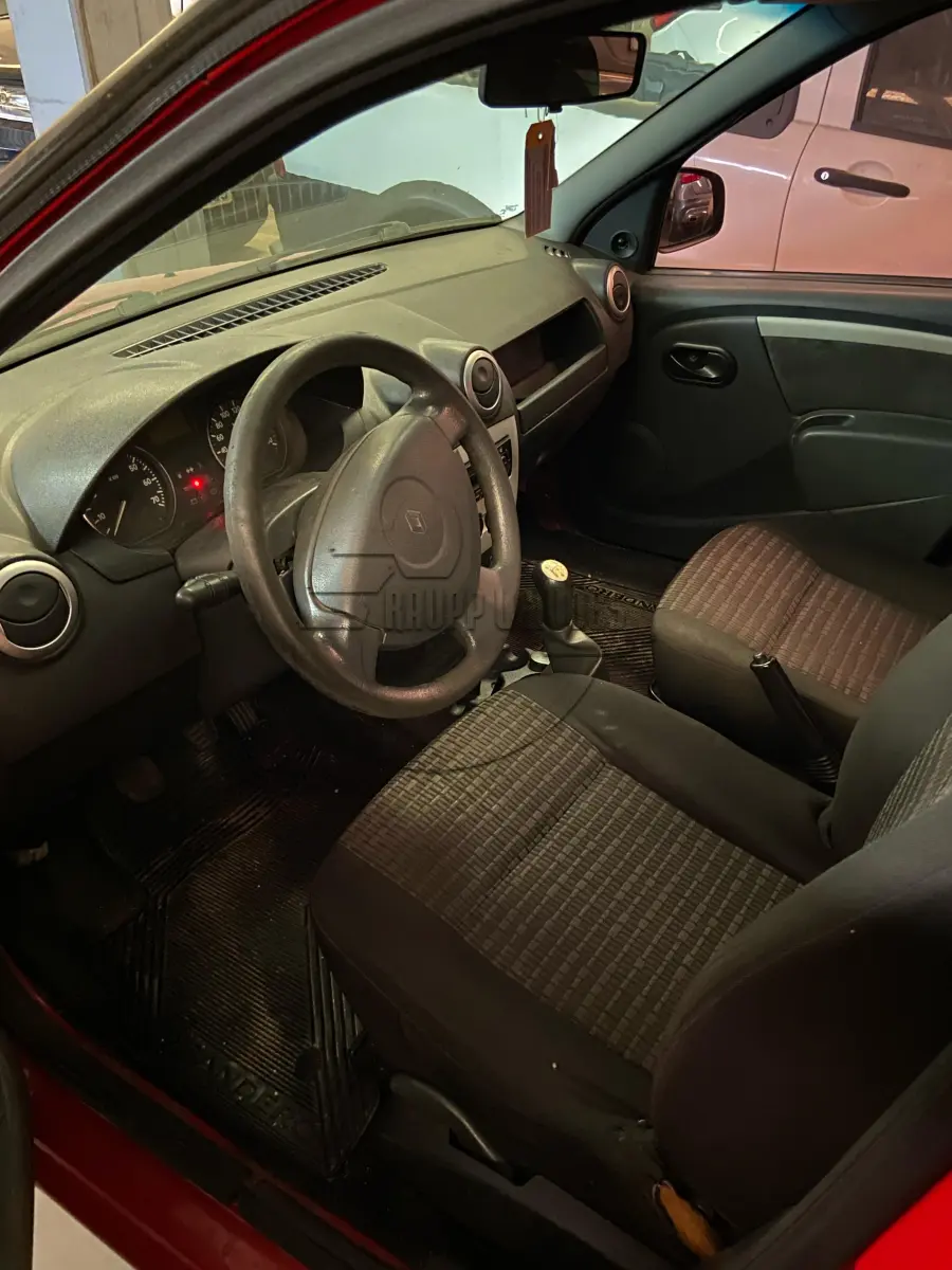 LOTE 006 - **Veículo RENAULT/LOGAN EXP 1016V, ano/modelo 2010/2010