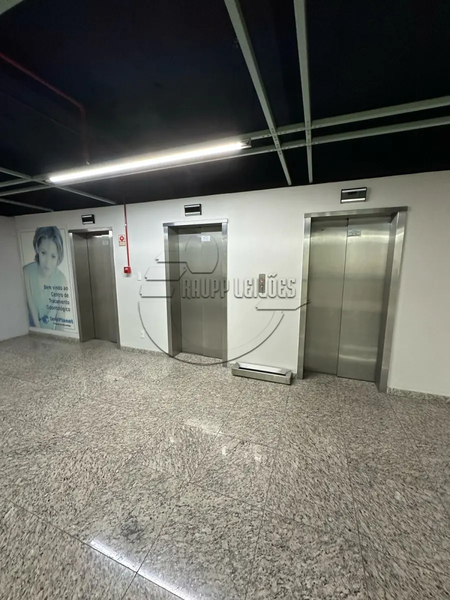 LOTE 002 - 02ª DATA | PORTO ALEGRE/RS) Conjunto 306 do Edifício Santa Cruz, c/ 79,49m², no Bairro Centro Histórico