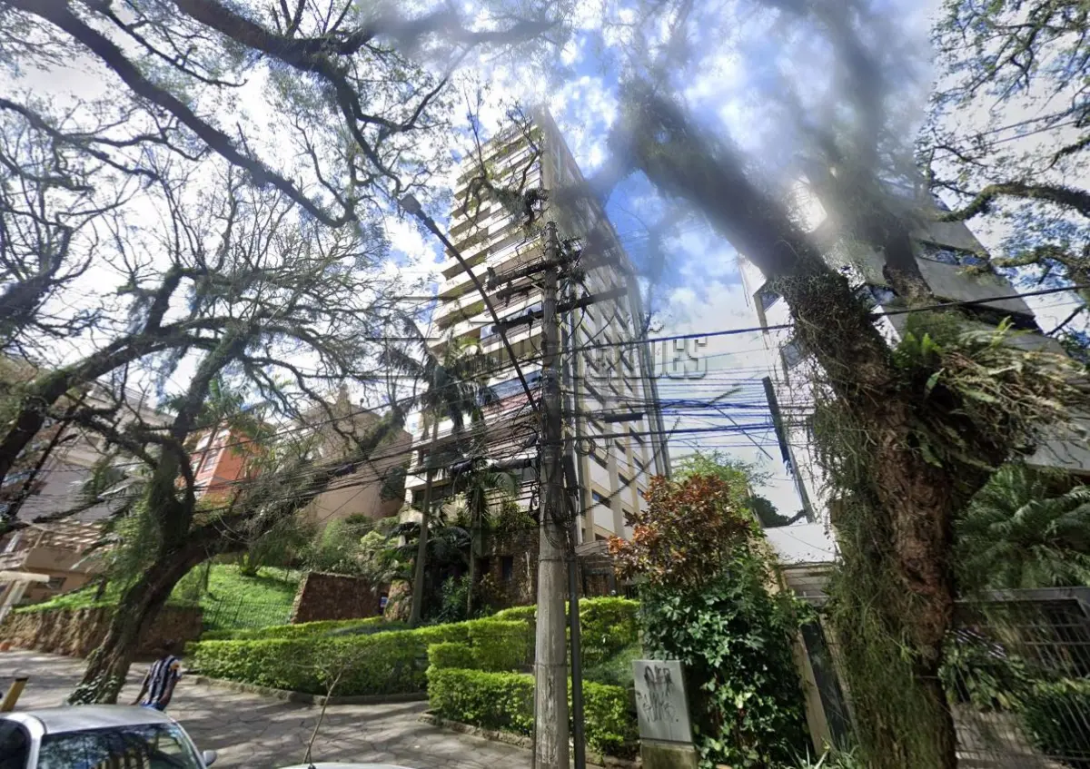 LOTE 004 - 02ª DATA | (PORTO ALEGRE/RS) O apto 1501, c/ 399,84m², e o box de estacionamento 15, ambos do Edifício Caraíbas, no Bairro Floresta