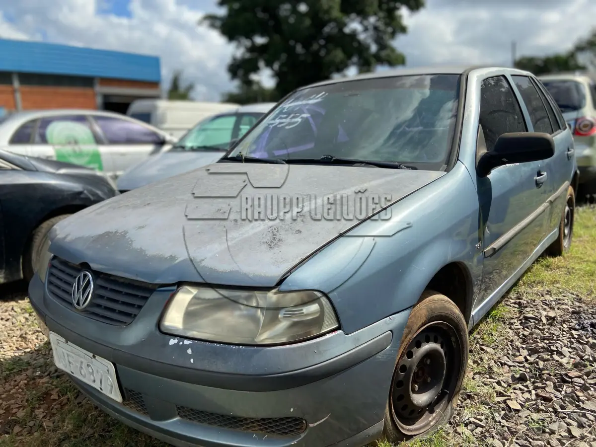 LOTE 007 - **Um veículo VW/GOL 16V, ano/modelo 1999/2000