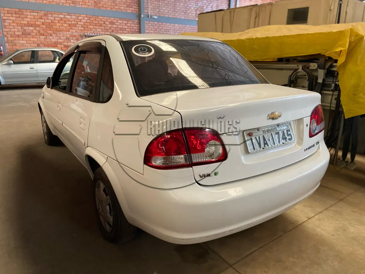 LOTE 021 - Um veículo CHEVROLET/CLASSIC LS, ano/modelo 2013/2014
