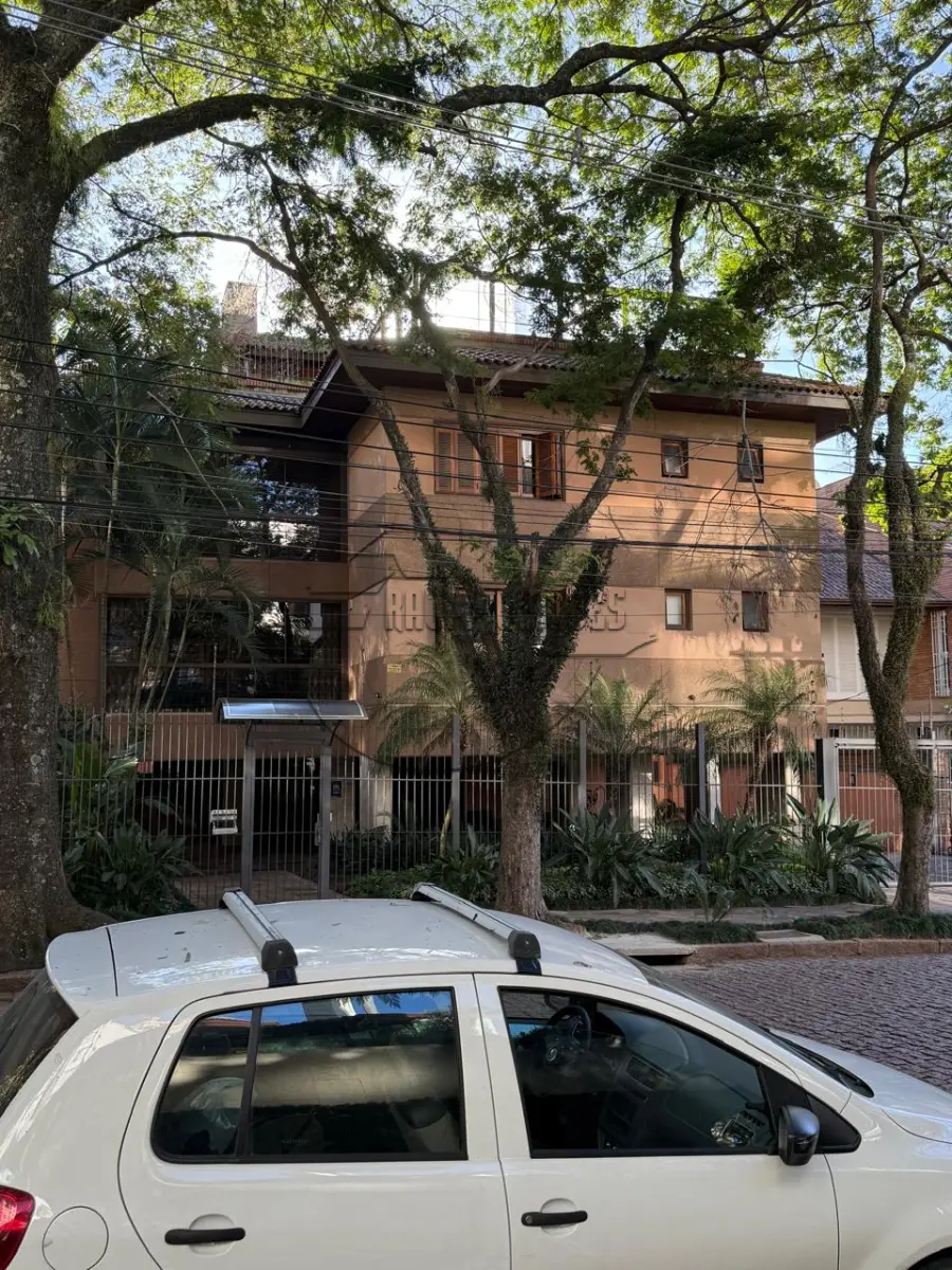 LOTE 003 - (PORTO ALEGRE/RS) O apartamento n° 301 do Edifício Michelangelo, c/ 314,49m², no Bairro Petrópolis
