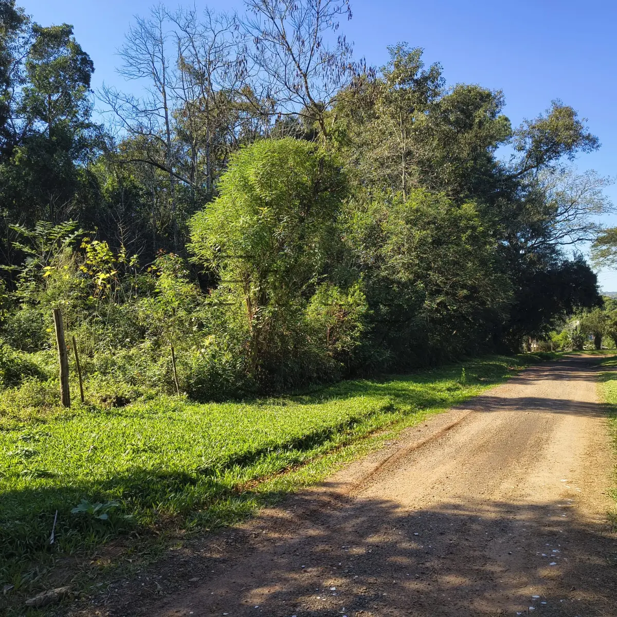 LOTE 006 - (GRAVATAÍ/RS) Um terreno urbano c/ aprox. 12.700,00m², no Loteamento Rural Palermo