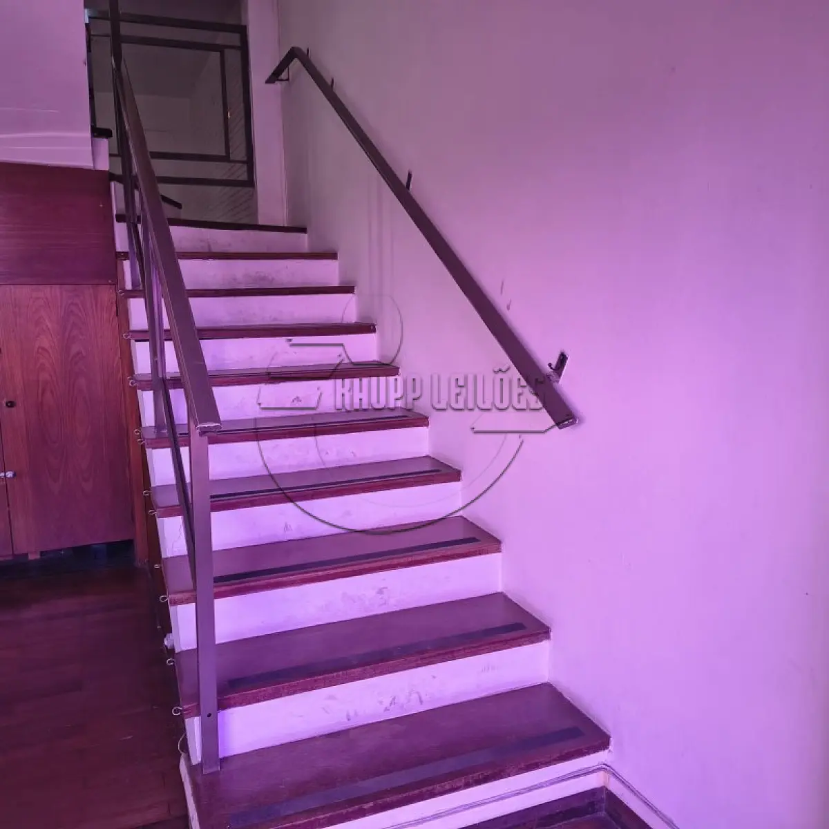 LOTE 001 - 02ª DATA | (PORTO ALEGRE/RS) Um prédio de alvenaria c/ aprox. 410,00m², no Bairro Passo das Pedras