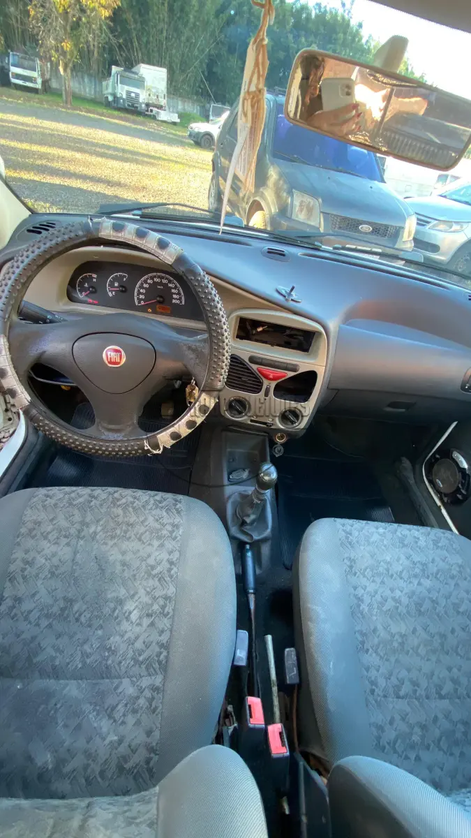 LOTE 017 - Um veículo FIAT/STRADA FIRE FLEX, ano/mod. 2010/2011