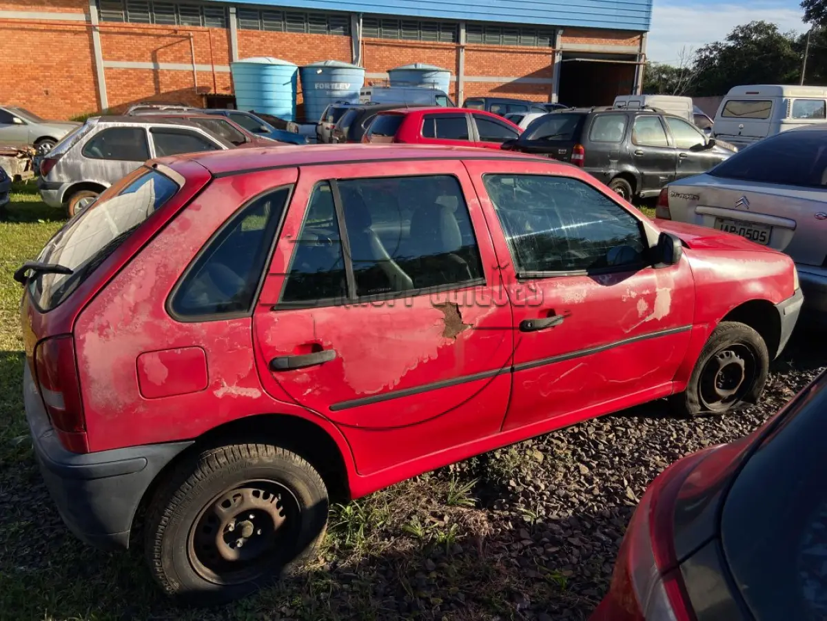 LOTE 008 - 02ª DATA | Um veículo VW/GOL  1.0, ano/mod 2004/2005