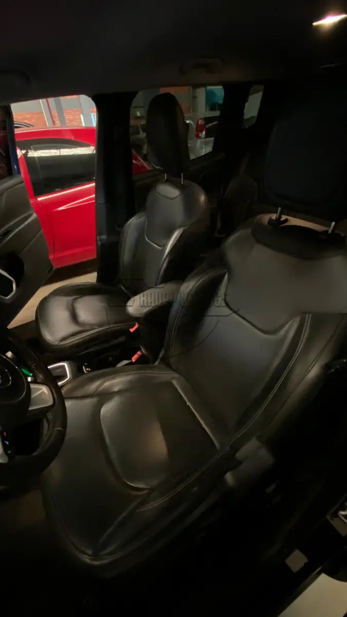 LOTE 014 - Um veículo JEEP/RENEGADE LNGTD AT D, ano/modelo 2020/2021